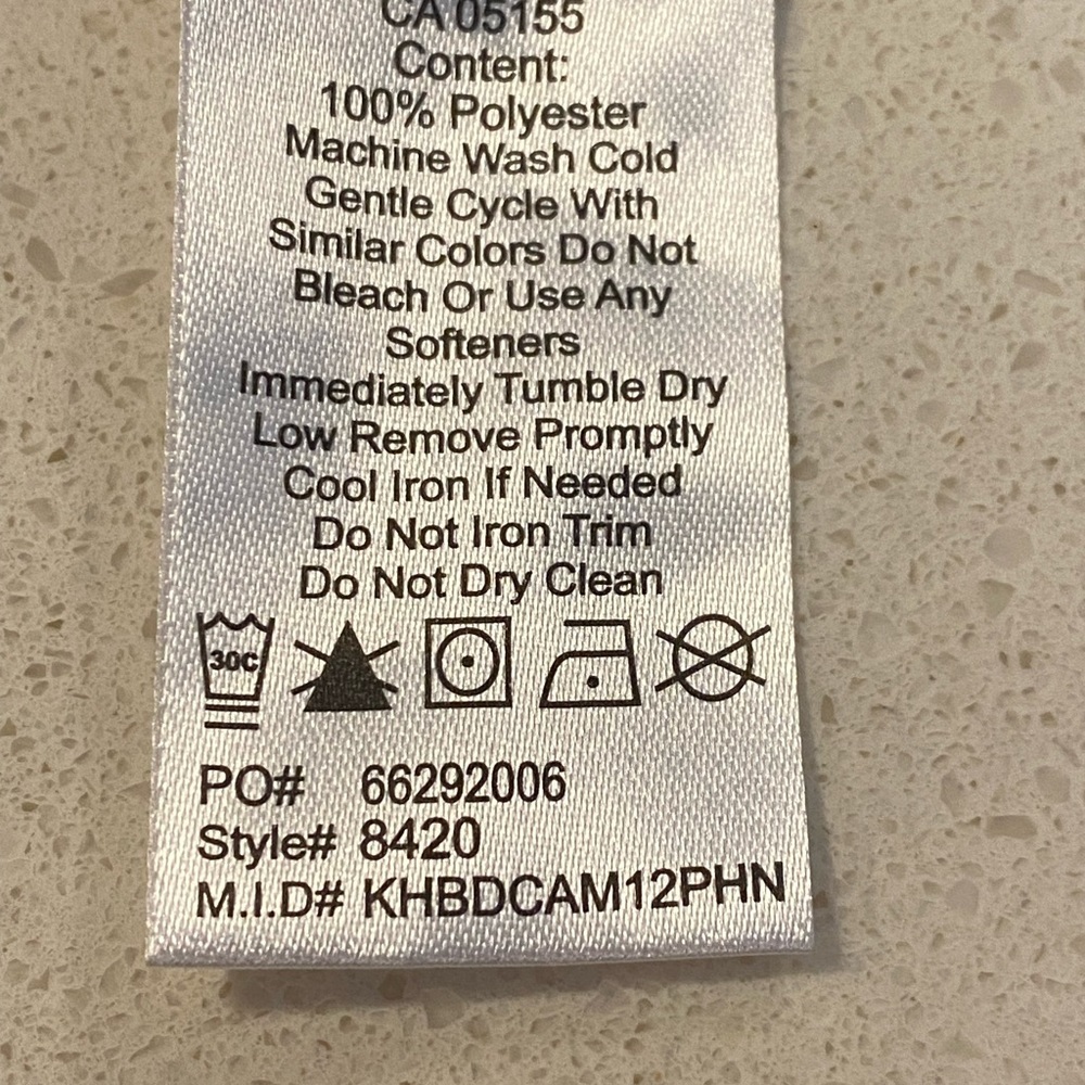 ULTRA CLUB men’s XL black tee shirt with a MAD CARDS Logo on the left chest Red. - Picture 11 of 11